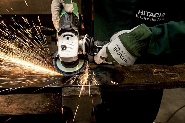 Angle Grinder with Battery – The Tool of the Future