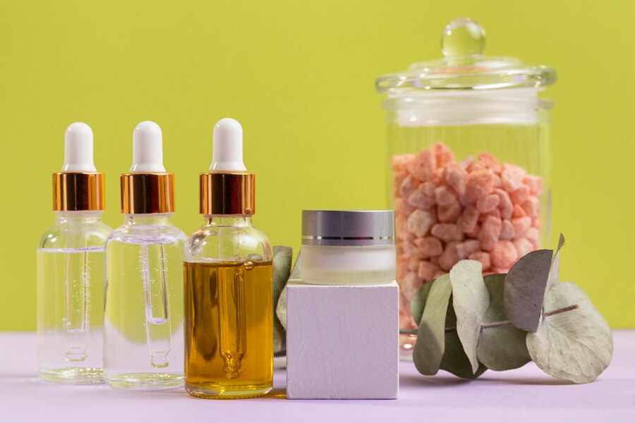 Essential Oils in Skincare: Benefits and Uses